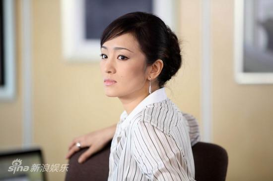 Different looks of Gong Li in 'What Women Want'