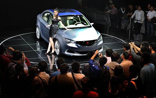 廣州車展觀眾云集 超過11萬人進場[組圖]