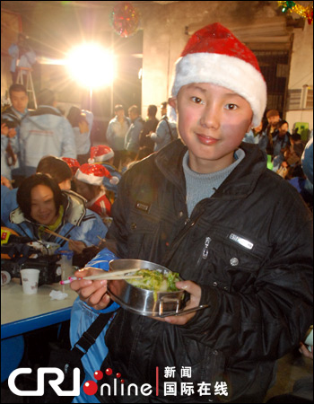 志愿者在山里學校的晚餐（組圖）