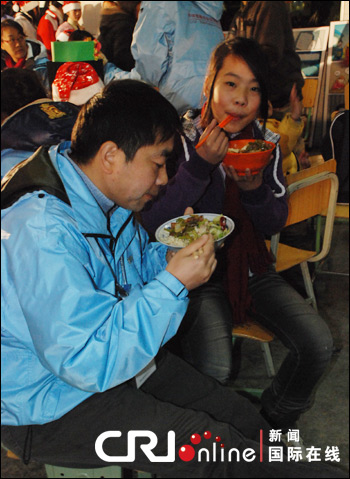 志愿者在山里學校的晚餐（組圖）