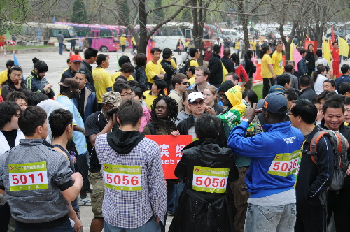 第四屆中國王屋山國際旅游登山節隆重舉行