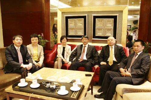 同洲電子總裁袁明高調回應：進軍通信產業是既定戰略