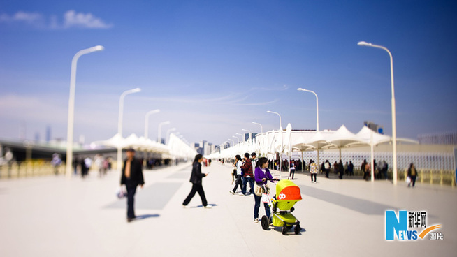 上海世博園：建筑奇觀