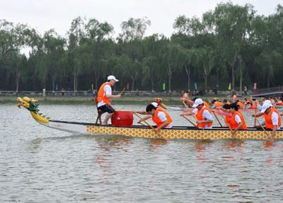 圓明園里賽龍舟