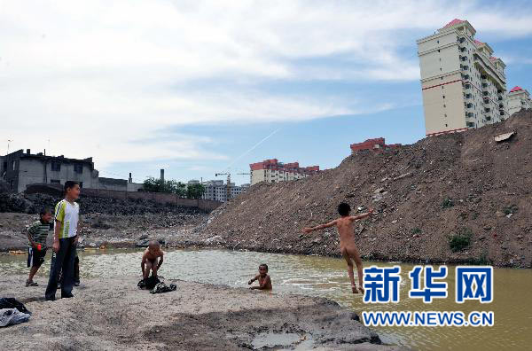 在烏魯木齊觀察“7·5”事件一周年：平靜與不平靜