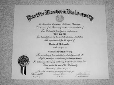 唐駿出示博士證書回應學歷造假 方舟子繼續質疑