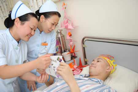 挑戰(zhàn)世界級難度手術(shù) 天津愛舞少年保住右腿