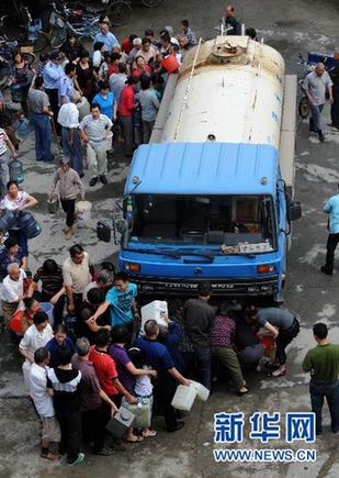 杭州余杭區(qū)水源受污染 部分地區(qū)供水停止、學(xué)校停課