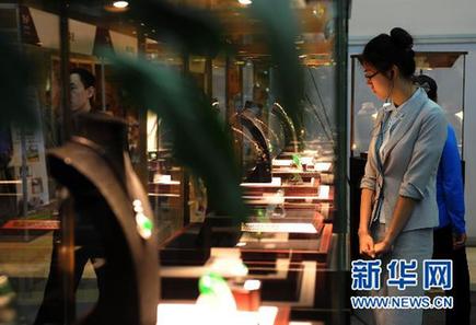 奢侈品降關(guān)稅尚未定論漲價已然發(fā)生 漲幅達5%至15%