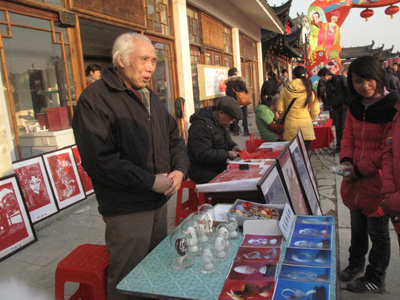 首屆中國非遺園(合肥·自貢)國際燈會藝術節正式啟動