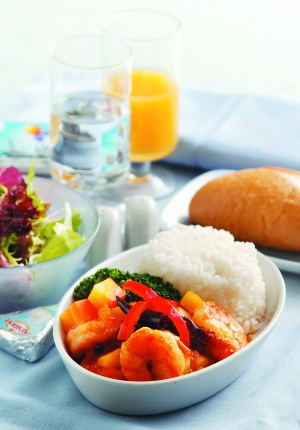 云端之上味蕾起飛 盤點(diǎn)航空公司招牌飛機(jī)餐