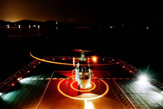 中國戰艦疑遭不明潛艇偵查 反潛直升機緊急起飛