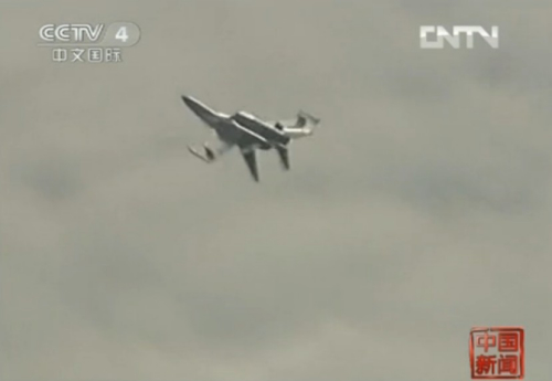 實拍：中國空軍殲11戰機對抗空戰(組圖)