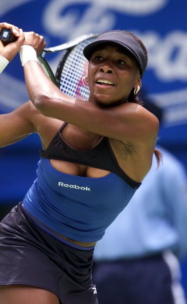 雷人風(fēng)景線 大媽郭晶晶領(lǐng)銜神奇造型