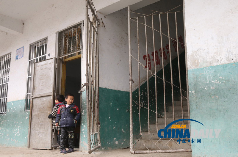 湖北老河口校園踩踏事故致4死11傷