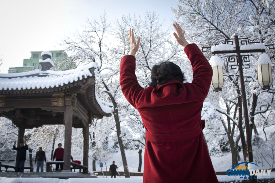中國日報(bào)直擊北京三月春雪