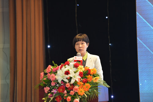 2013年度人民網(wǎng)獎學(xué)金頒獎典禮在京舉行 “最具潛質(zhì)新聞人大賽”啟動