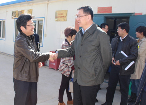 蘭州新區管委會深入向日葵產業園解決實際問題，凸顯新作風