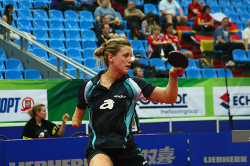 波蘭獨臂女俠壓國乒 贏得全場掌聲