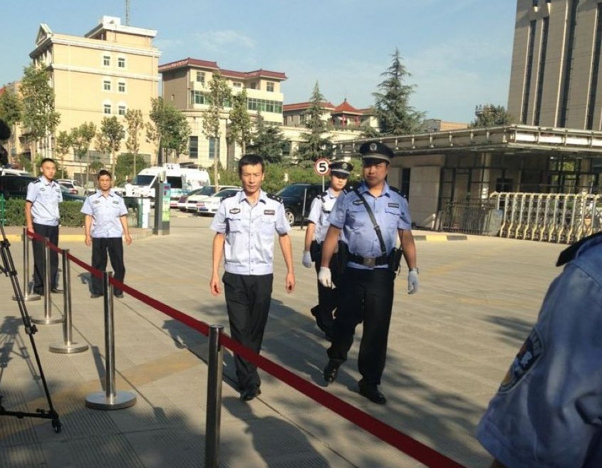 “表哥”被訴受賄25萬元 504萬存款來源不明