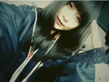 網(wǎng)友旅途中曬各地心中最美校服