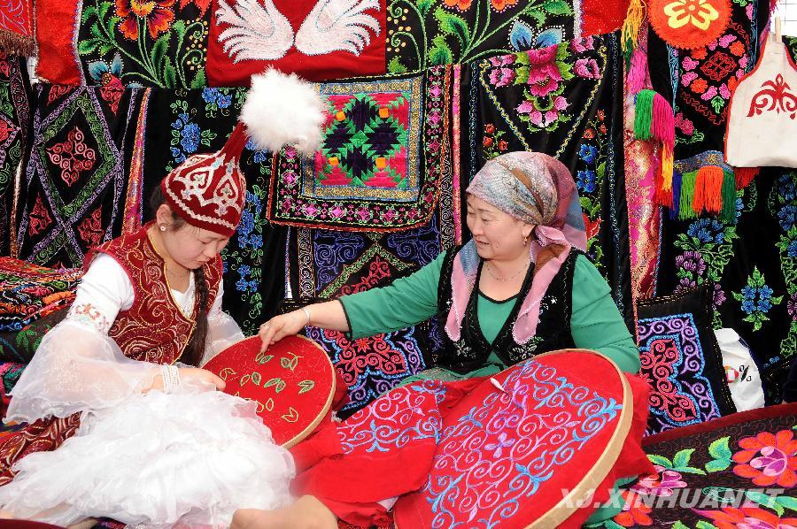 哈薩克族婦女受益“靚麗工程”