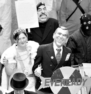 英國人評價美國人 粗俗傲慢又財迷（圖）