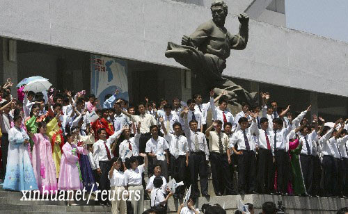 朝全民支農解決吃飯問題