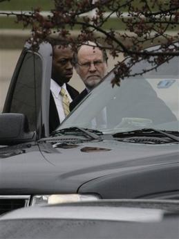 美國新澤西州州長遭遇車禍?zhǔn)軅▓D）