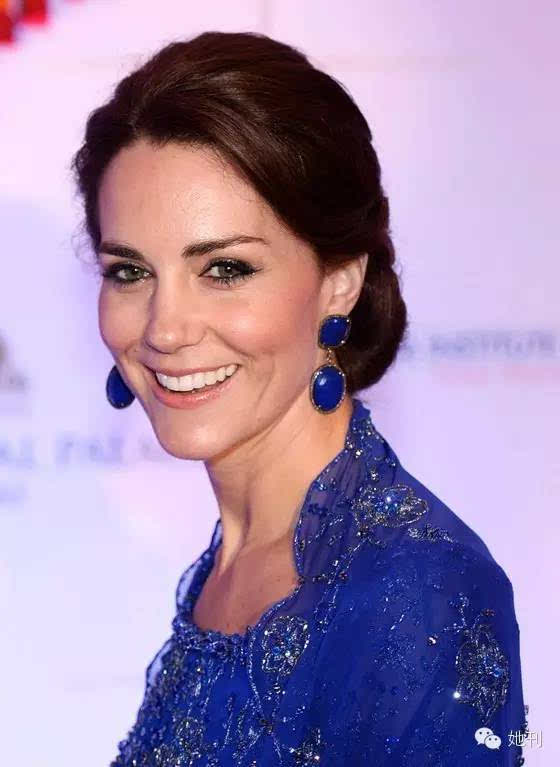 她貴比英女王，卻穿幾百塊的衣服美翻東南亞！