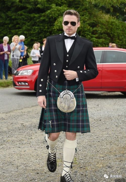 權(quán)游最甜愛情修成正果:哈靈頓和萊斯利舉行婚禮