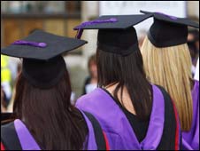 英國高校校長(zhǎng)薪金超首相