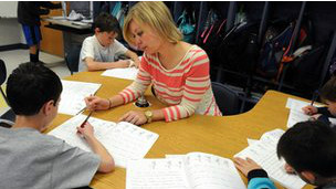 英國多方支持設(shè)立皇家?guī)煼秾W(xué)院