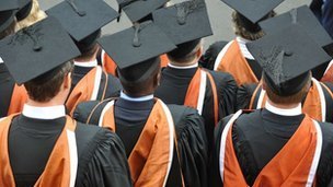 英大學生認為課程“貨次價高”