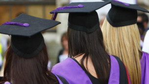 倫敦時尚：畢業(yè)季，怎么穿？