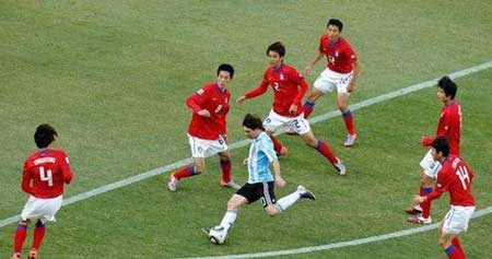 Messi VS Maradona 梅西能否成為馬拉多納第二？