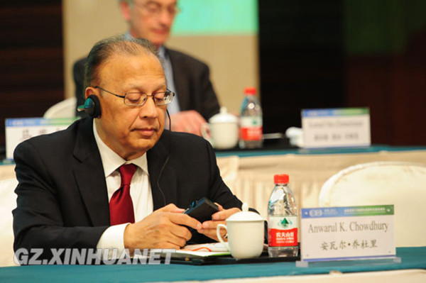 全球人居環境論壇主席、聯合國前副秘書長和高級代表安瓦爾•喬杜里