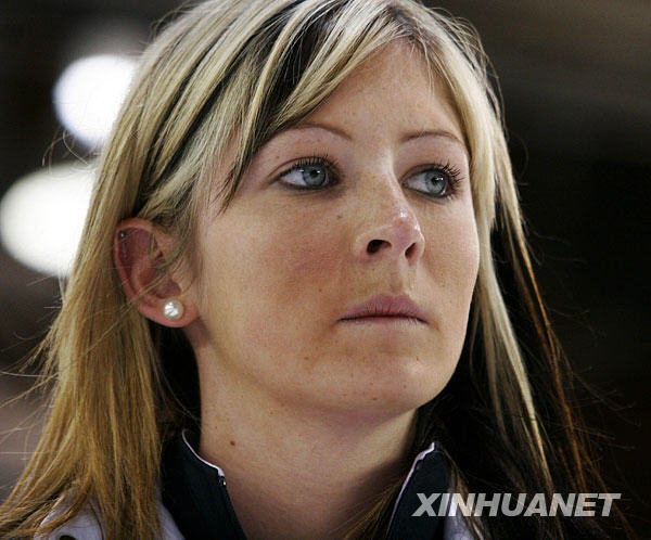 冰壺世錦賽上的美麗“風景”