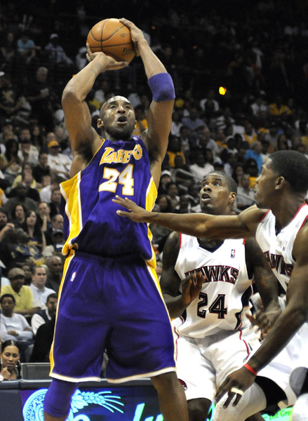 NBA：老鷹兇猛 科比28分湖人兩連敗