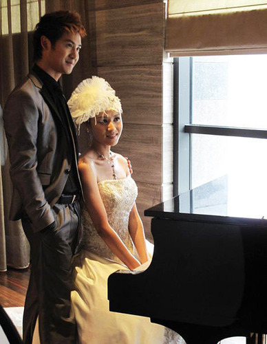 田亮葉一茜拍婚照曬甜蜜