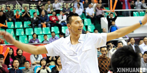 易建聯為玉樹災區捐款20萬