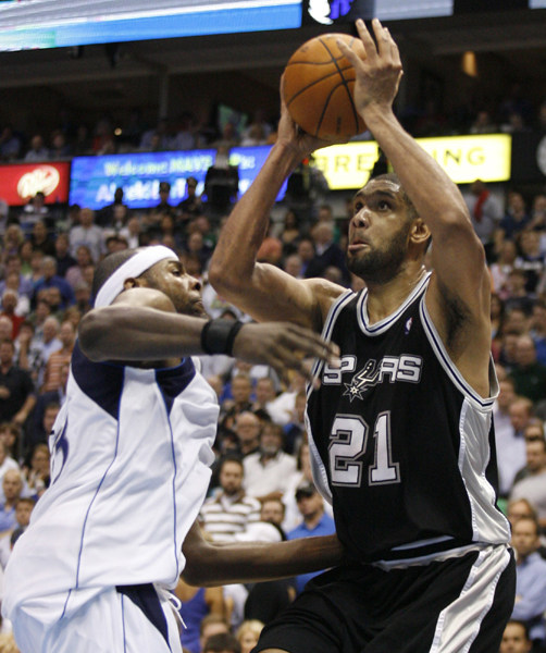 NBA季后賽：鄧肯25分 馬刺客場(chǎng)102:88屠小牛