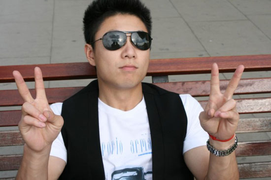 易建聯潮人裝觀戰 體壇潮男劉翔雷人