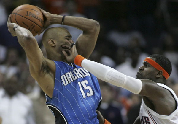 NBA：魔術率先晉級 雄鹿頂翻老鷹 太陽灼傷開拓者