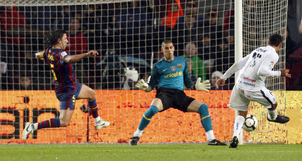 巴塞羅那雨中4:1擊退特內里費 取得主場10連勝