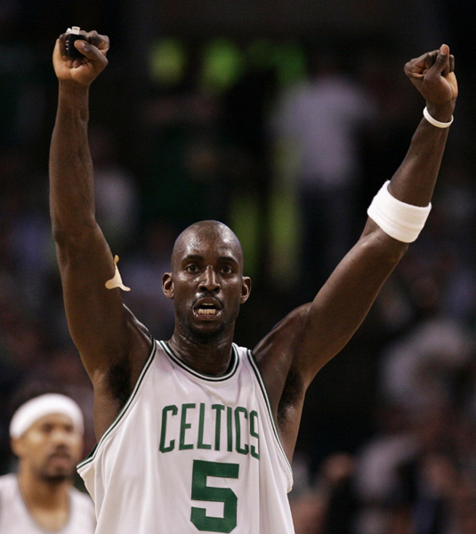 NBA：詹姆斯三雙騎士黯然出局 綠衫軍4:2晉級戰(zhàn)魔術