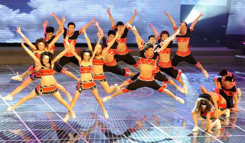 亞運拉拉隊全國選拔賽舞蹈拉拉隊總決賽在廣州舉行
