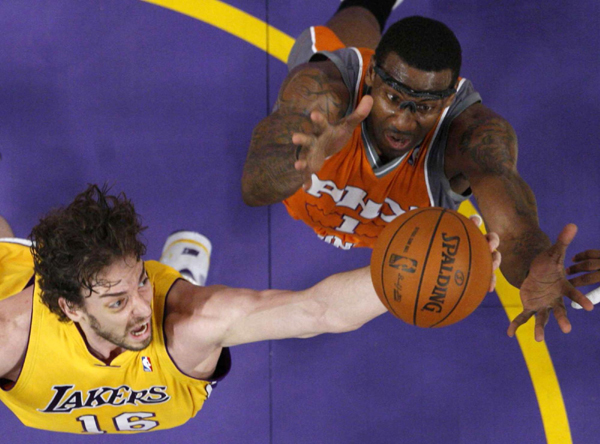 NBA：科比創(chuàng)季后賽新高 湖人再擒太陽(yáng)