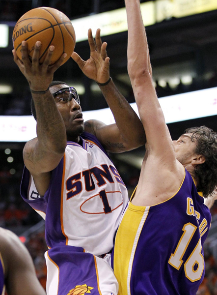 科比36分難救湖人 斯塔德邁爾42分太陽(yáng)奏凱