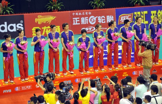 新女排首秀獲亞軍 王寶泉自評“基本及格”